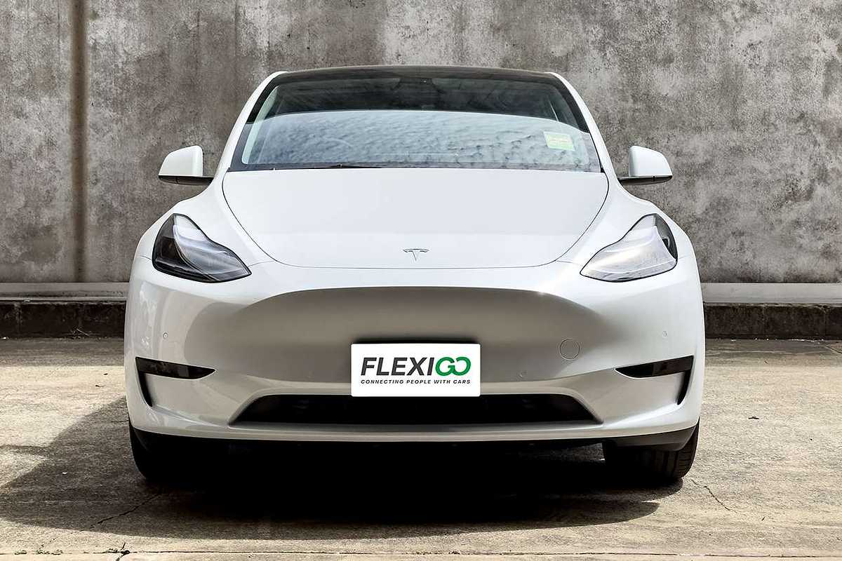 2022 Tesla Model Y Rear-Wheel Drive