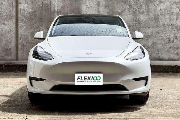 2022 Tesla Model Y Rear-Wheel Drive