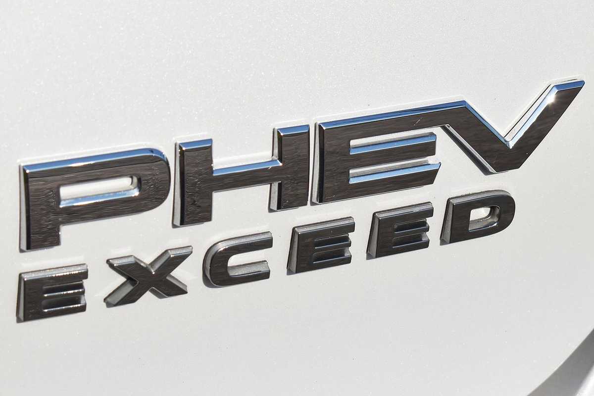 2022 Mitsubishi Outlander PHEV Exceed Tourer ZM