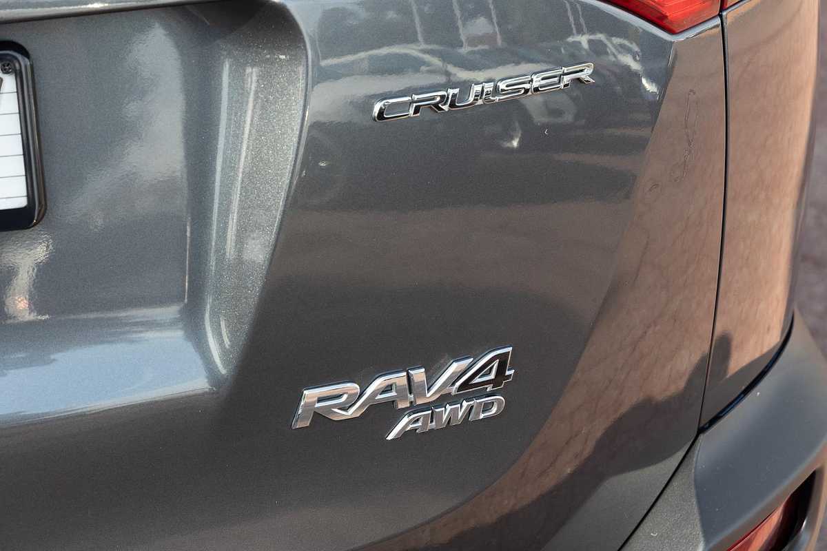 2013 Toyota RAV4 Cruiser ASA44R