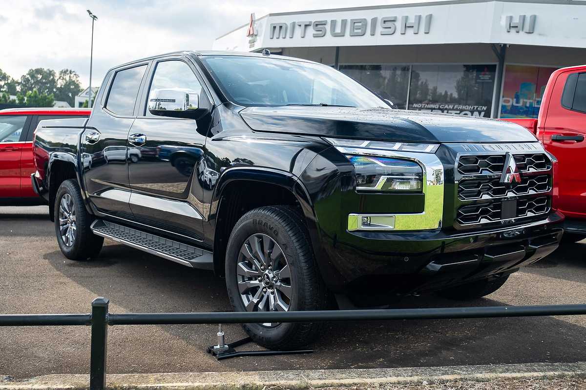 2024 Mitsubishi Triton GLS MV 4X4
