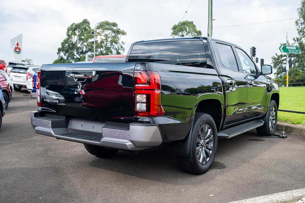 2024 Mitsubishi Triton GLS MV 4X4