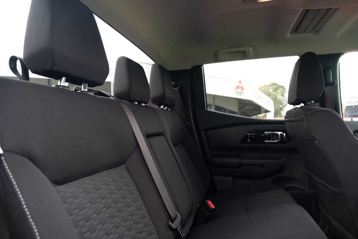 2024 Mitsubishi Triton GLS MV 4X4