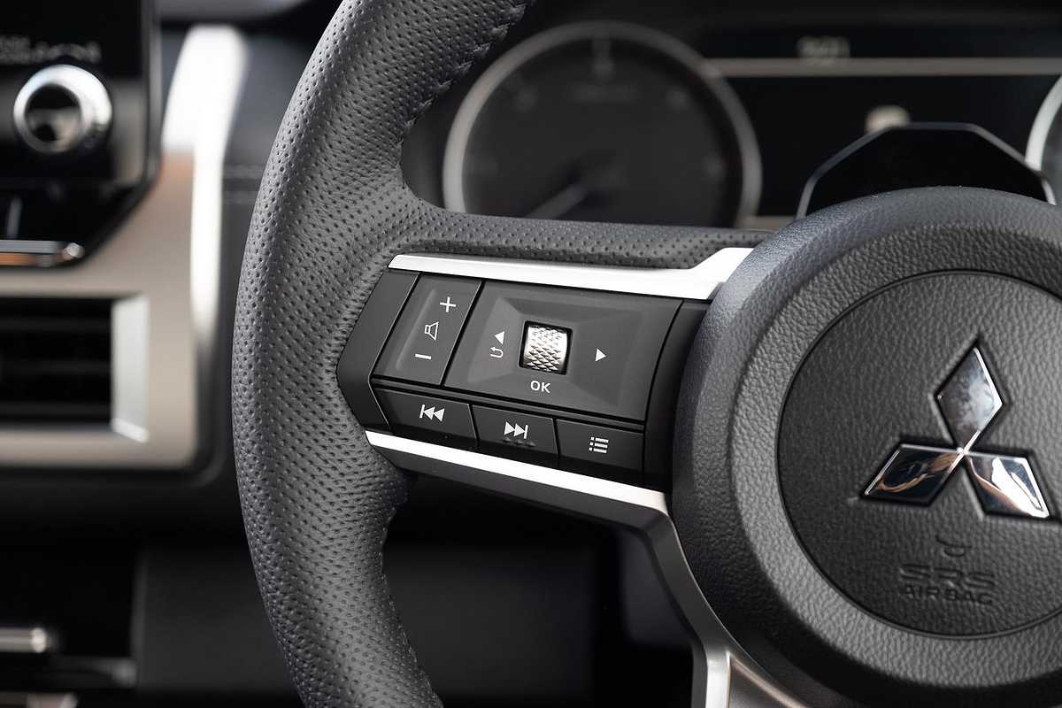 2024 Mitsubishi Triton GLS MV 4X4