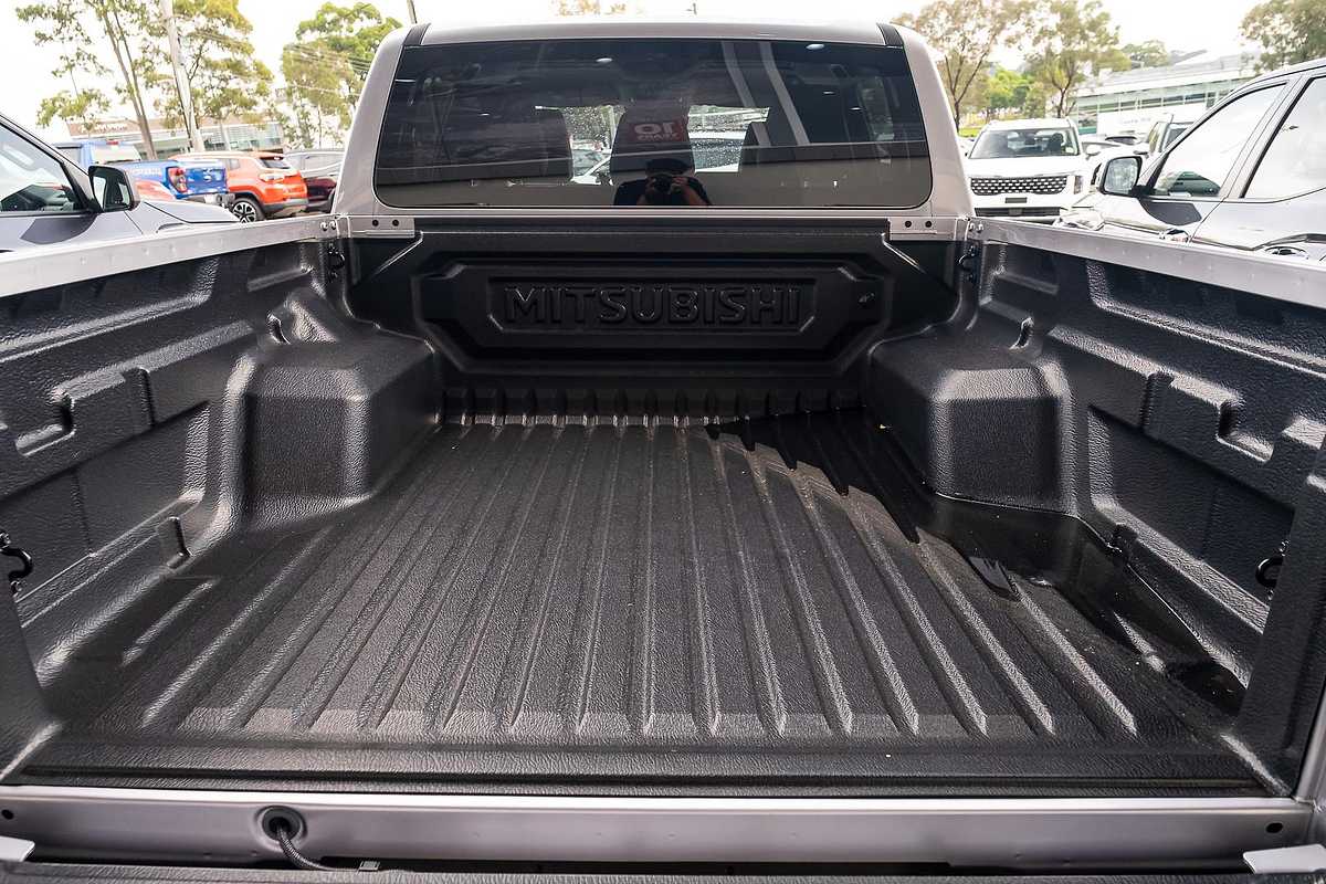 2024 Mitsubishi Triton GLS MV 4X4