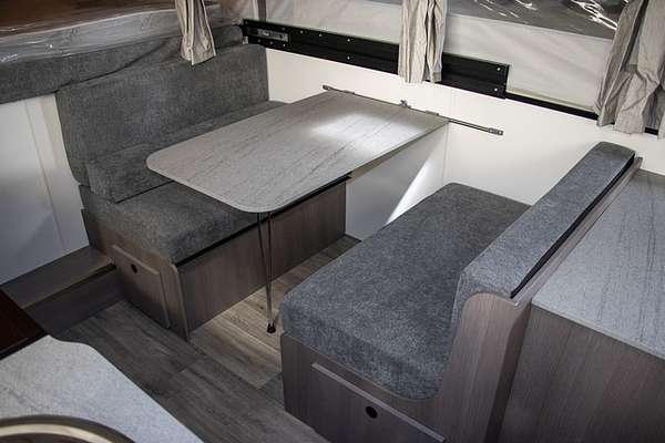 2024 Jayco SWAN CAMPER OB.CP-MY24
