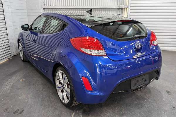 2013 Hyundai Veloster Coupe D-CT FS2