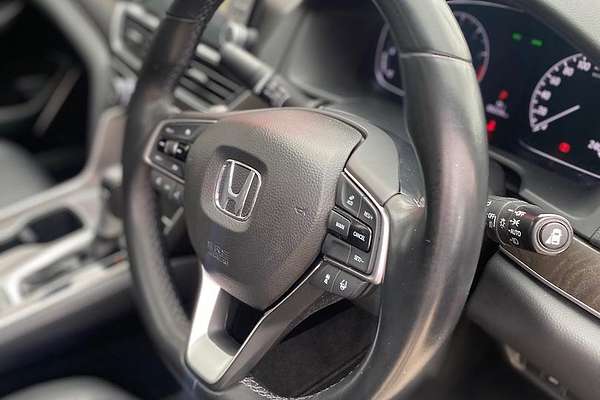 2020 Honda Accord VTi-LX 10th Gen
