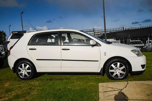 2005 Toyota Corolla Ascent ZZE122R