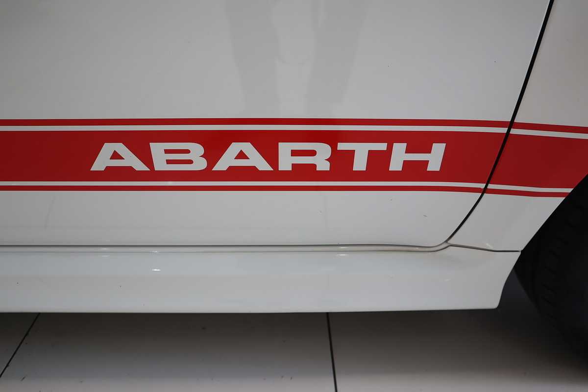 2017 Abarth 595 Dualogic Series 4