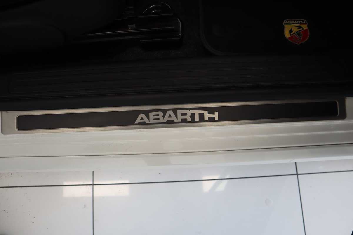 2017 Abarth 595 Dualogic Series 4