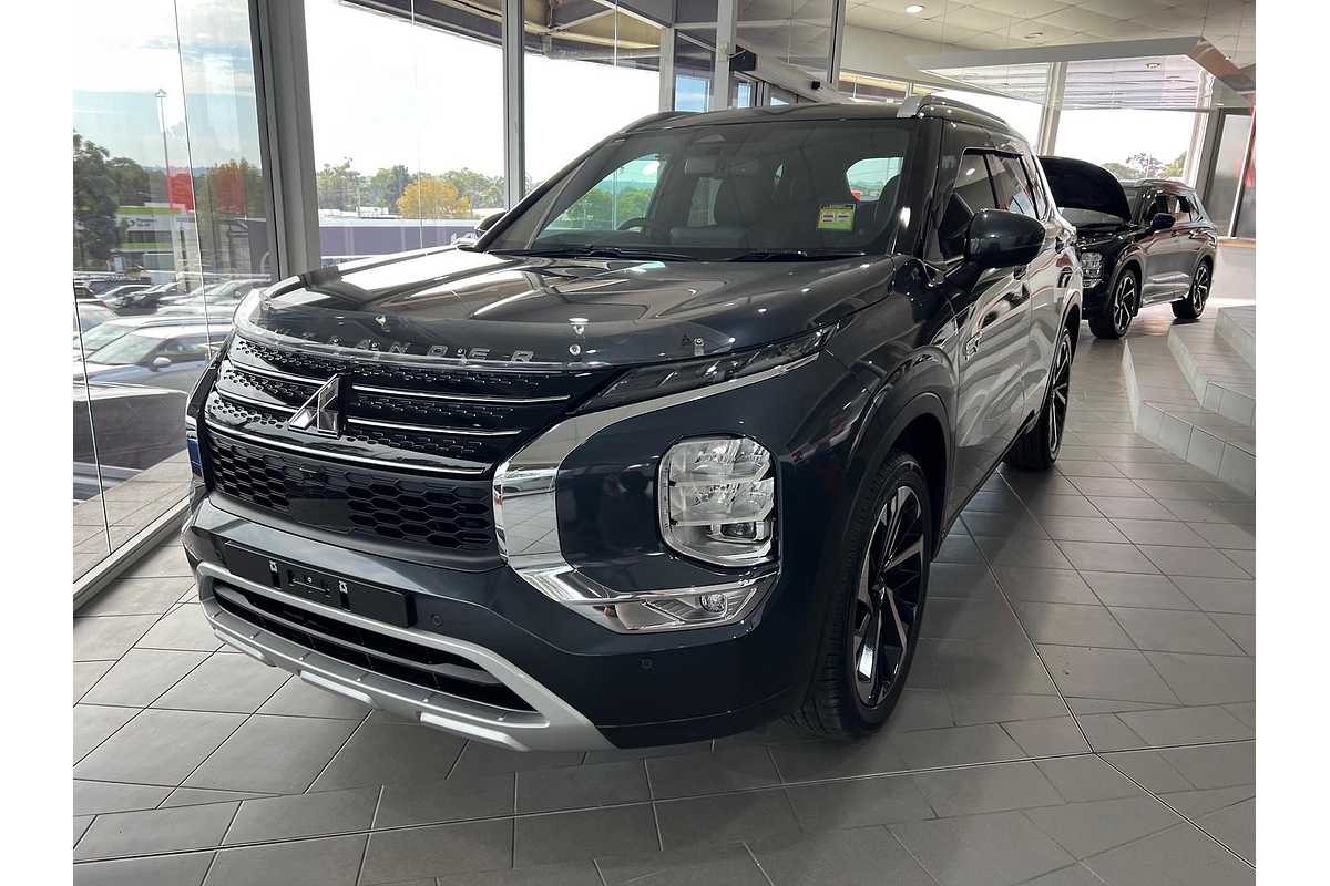 SOLD 2024 Mitsubishi Outlander PHEV Exceed Tourer New SUV CASTLE