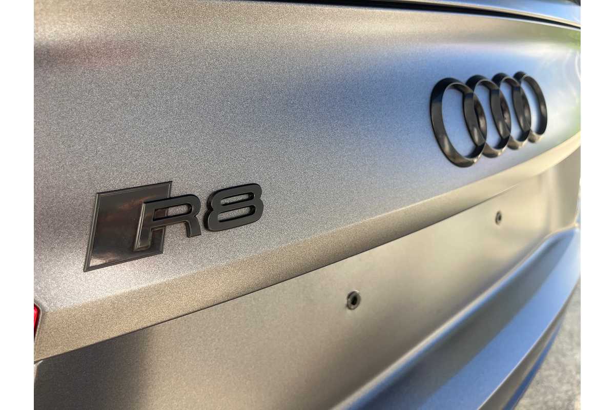 2017 Audi R8 4S