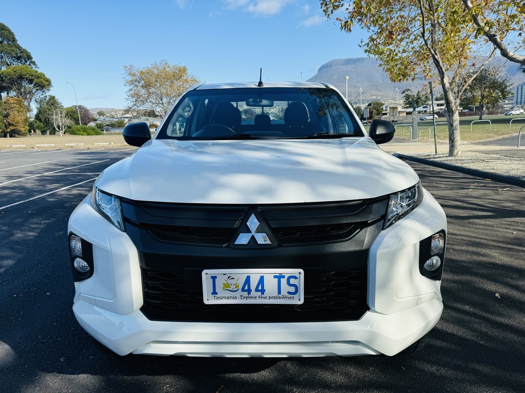 2019 Mitsubishi Triton GLX MR 4X4