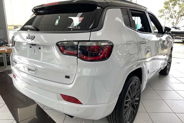 2023 Jeep Compass S-Limited M6