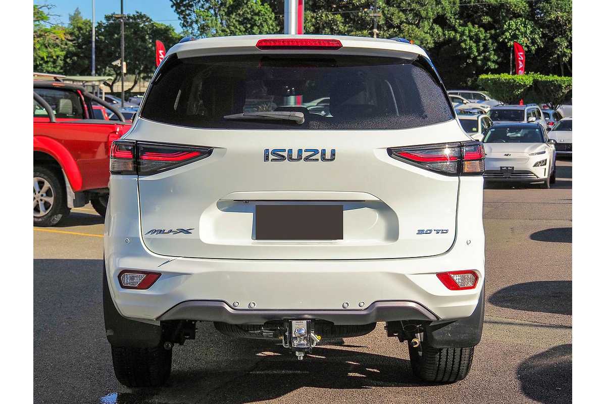 2023 Isuzu MU-X LS-T