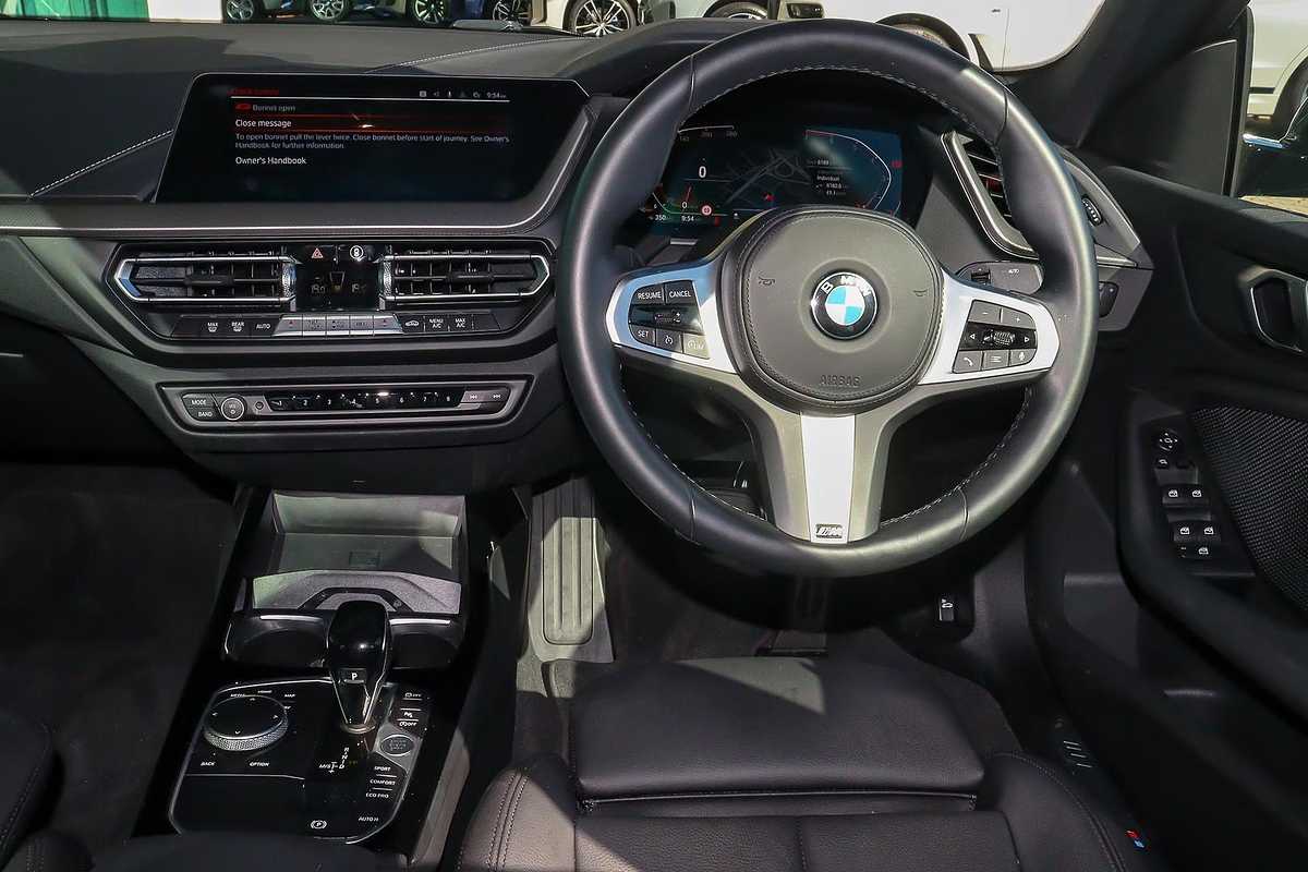 2023 BMW 2 Series 218i M Sport F44