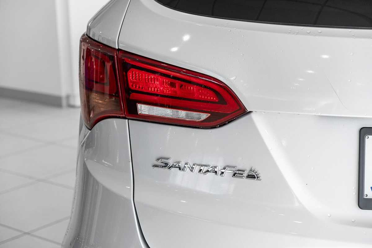 2016 Hyundai Santa Fe Elite DM3 Series II