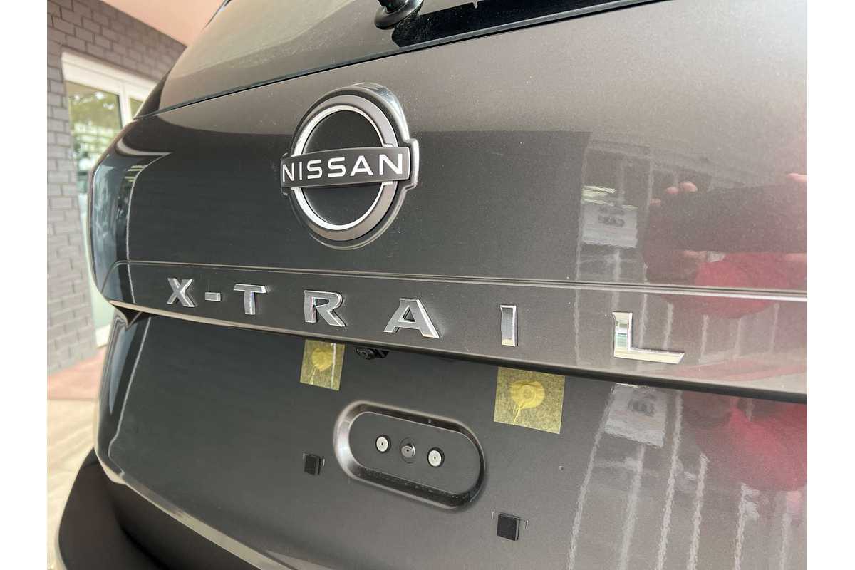 2024 Nissan X-TRAIL ST T33