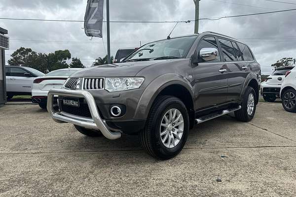 2011 Mitsubishi Challenger XLS PB