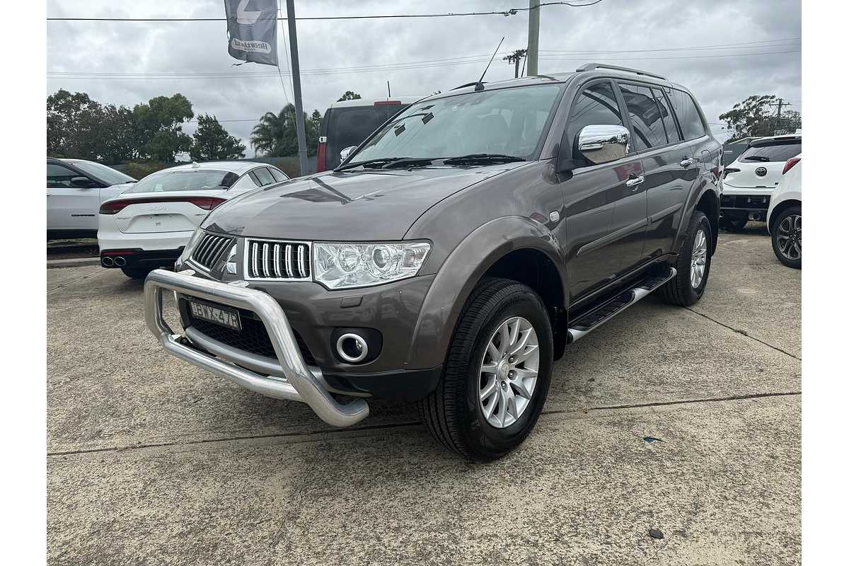 2011 Mitsubishi Challenger XLS PB