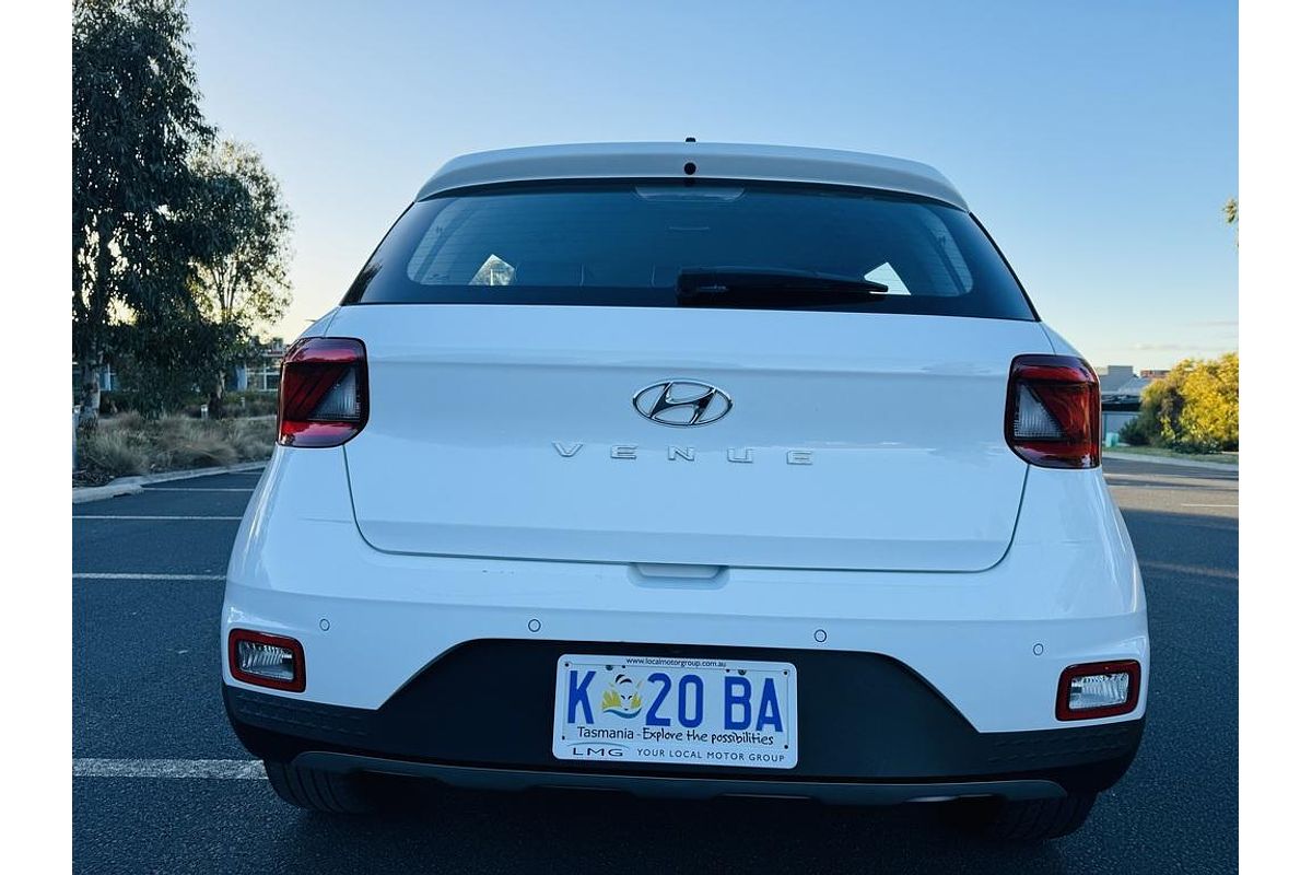 2021 Hyundai VENUE Active QX.V4