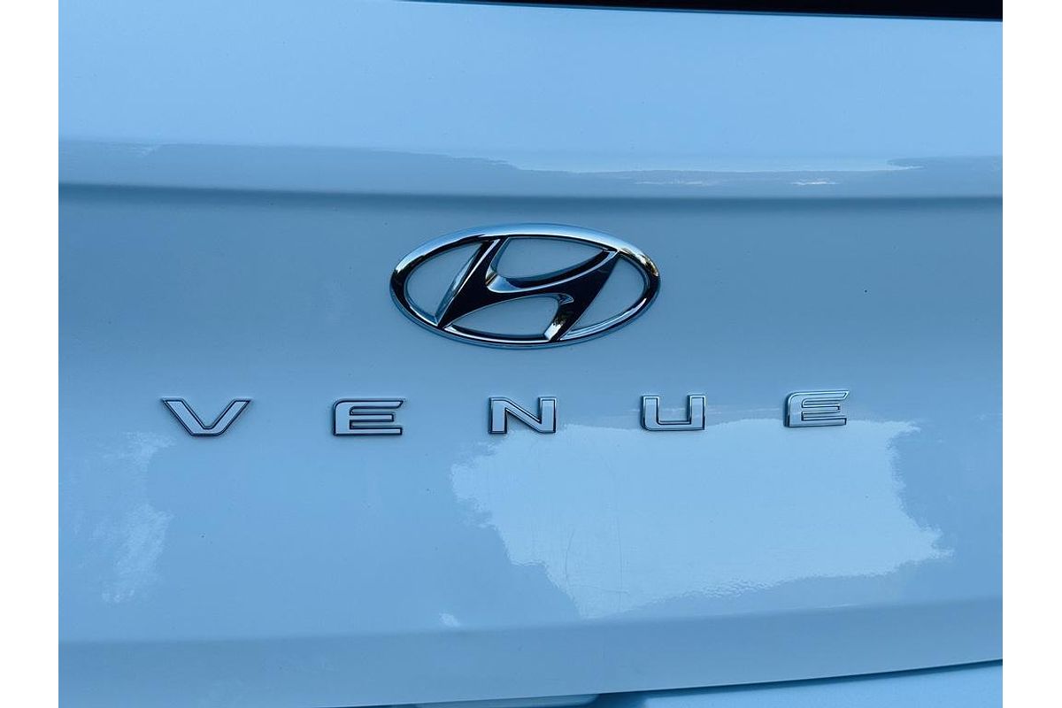 2021 Hyundai VENUE Active QX.V4