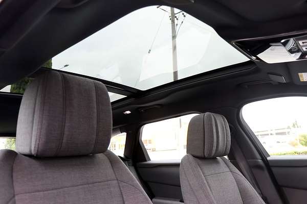 2023 Land Rover Range Rover Velar PHEV P400e Dynamic HSE L560