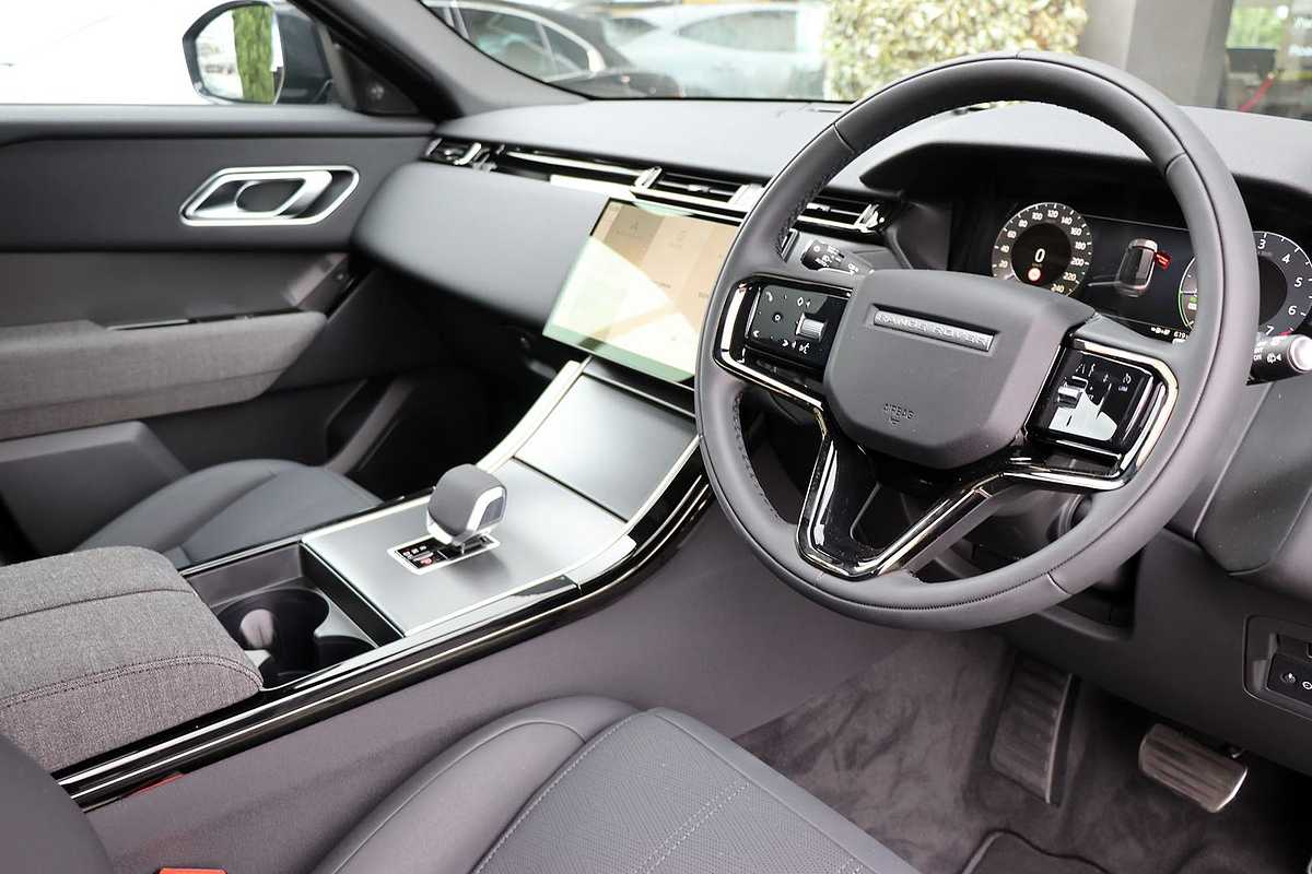 2023 Land Rover Range Rover Velar PHEV P400e Dynamic HSE L560