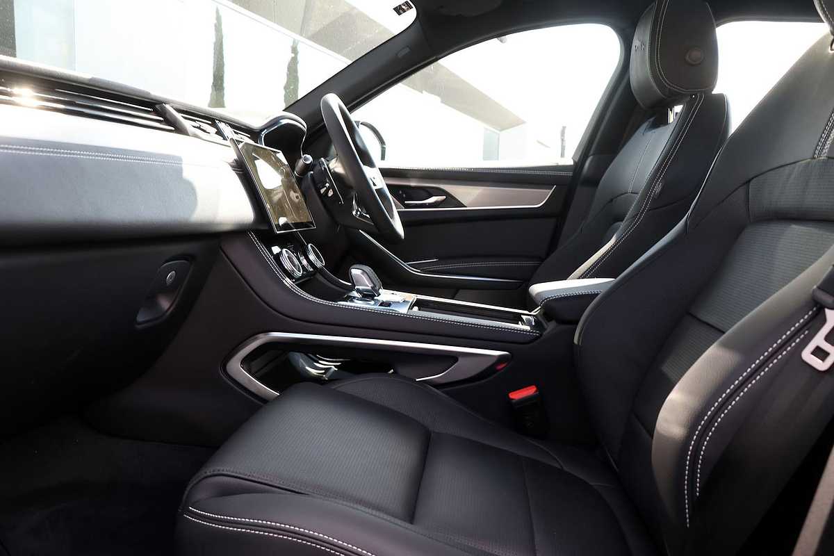 2023 Jaguar F-PACE P250 R-Dynamic SE X761