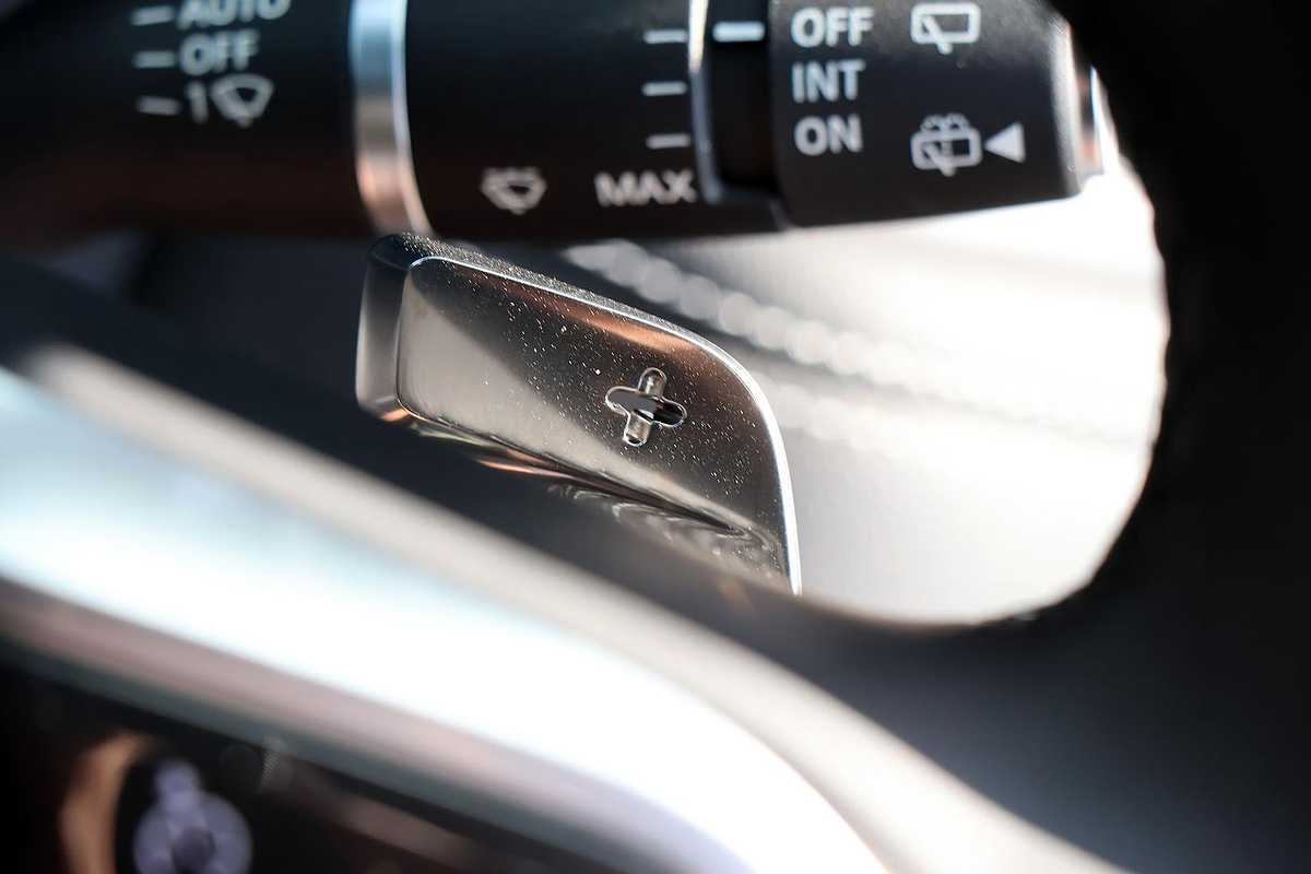 2023 Jaguar F-PACE P250 R-Dynamic SE X761
