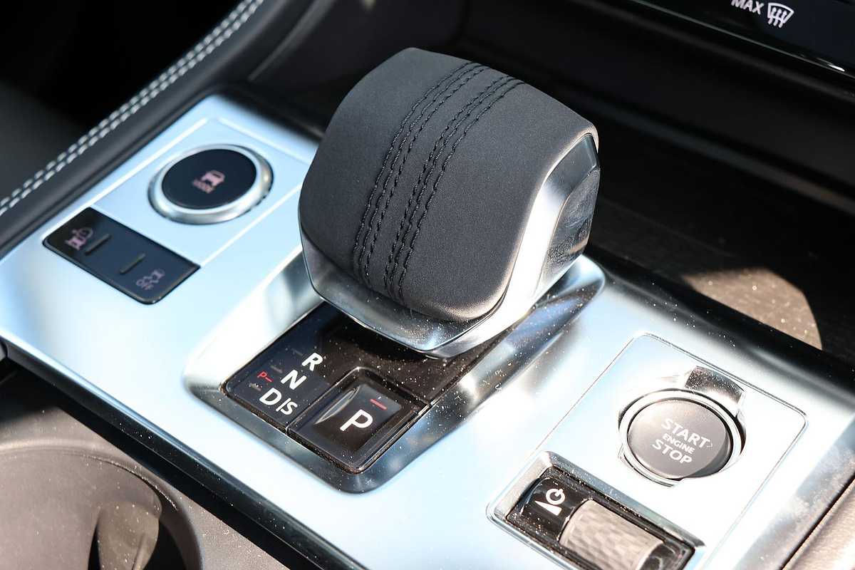 2023 Jaguar F-PACE P250 R-Dynamic SE X761