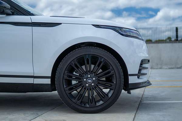 2023 Land Rover Range Rover Velar P400 Dynamic HSE L560