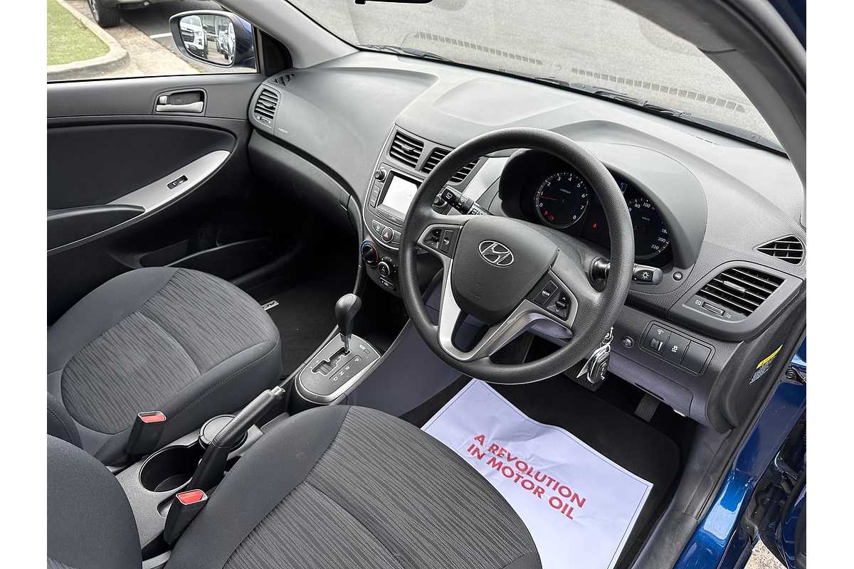 2016 Hyundai Accent Active RB4