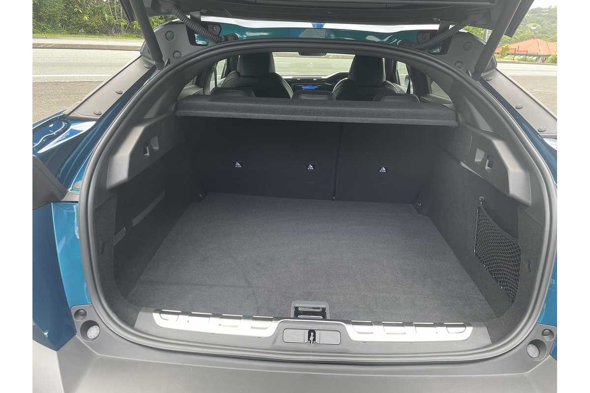 2023 Peugeot 408 GT Plug-In Hybrid P54