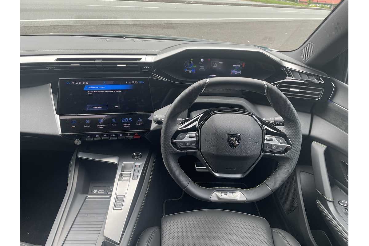 2023 Peugeot 408 GT Plug-In Hybrid P54