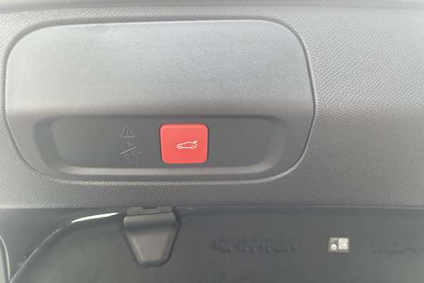 2023 Peugeot 408 GT Plug-In Hybrid P54