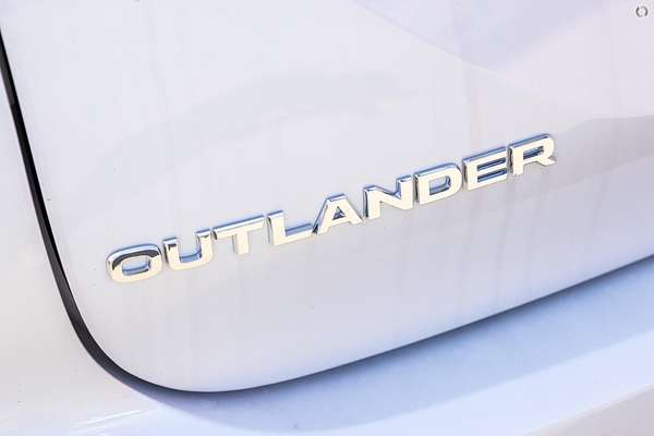 2024 Mitsubishi Outlander PHEV Aspire ZM