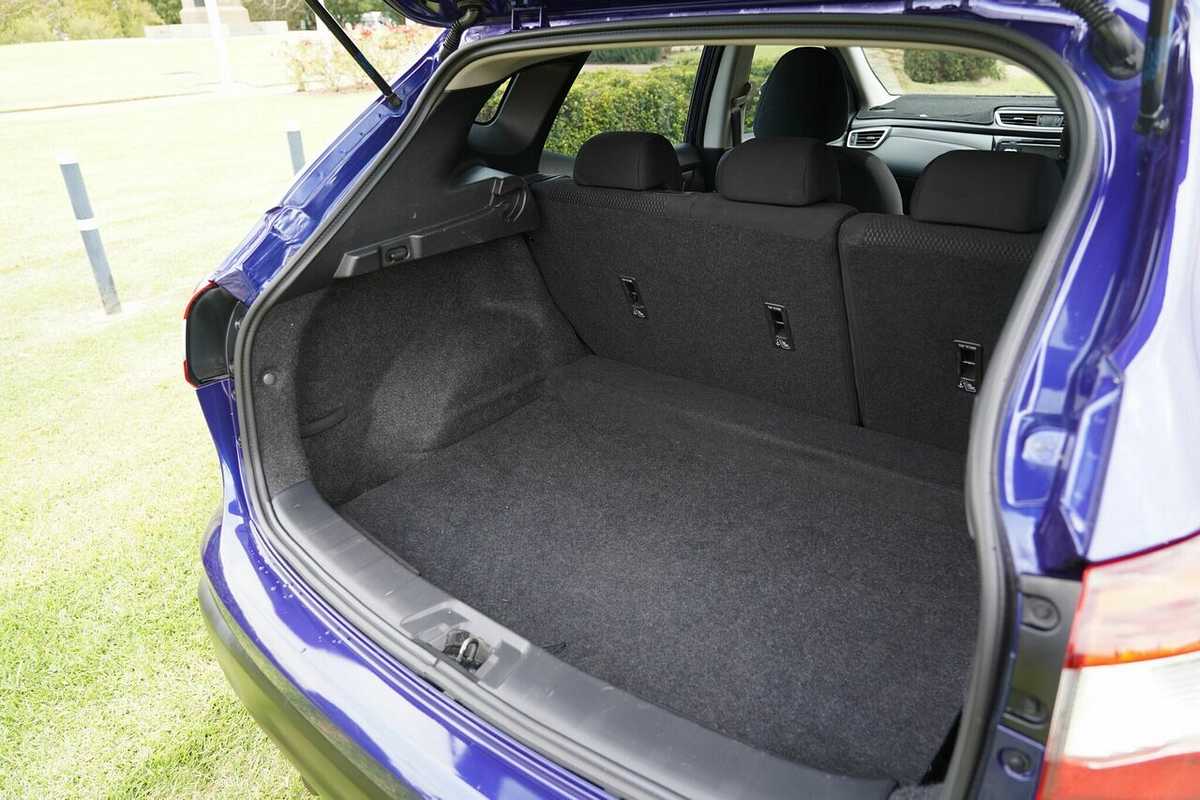2016 Nissan Qashqai ST J11