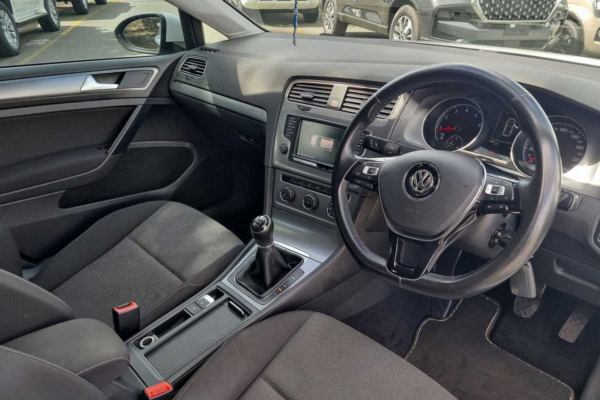 2015 Volkswagen Golf 92TSI Trendline 7
