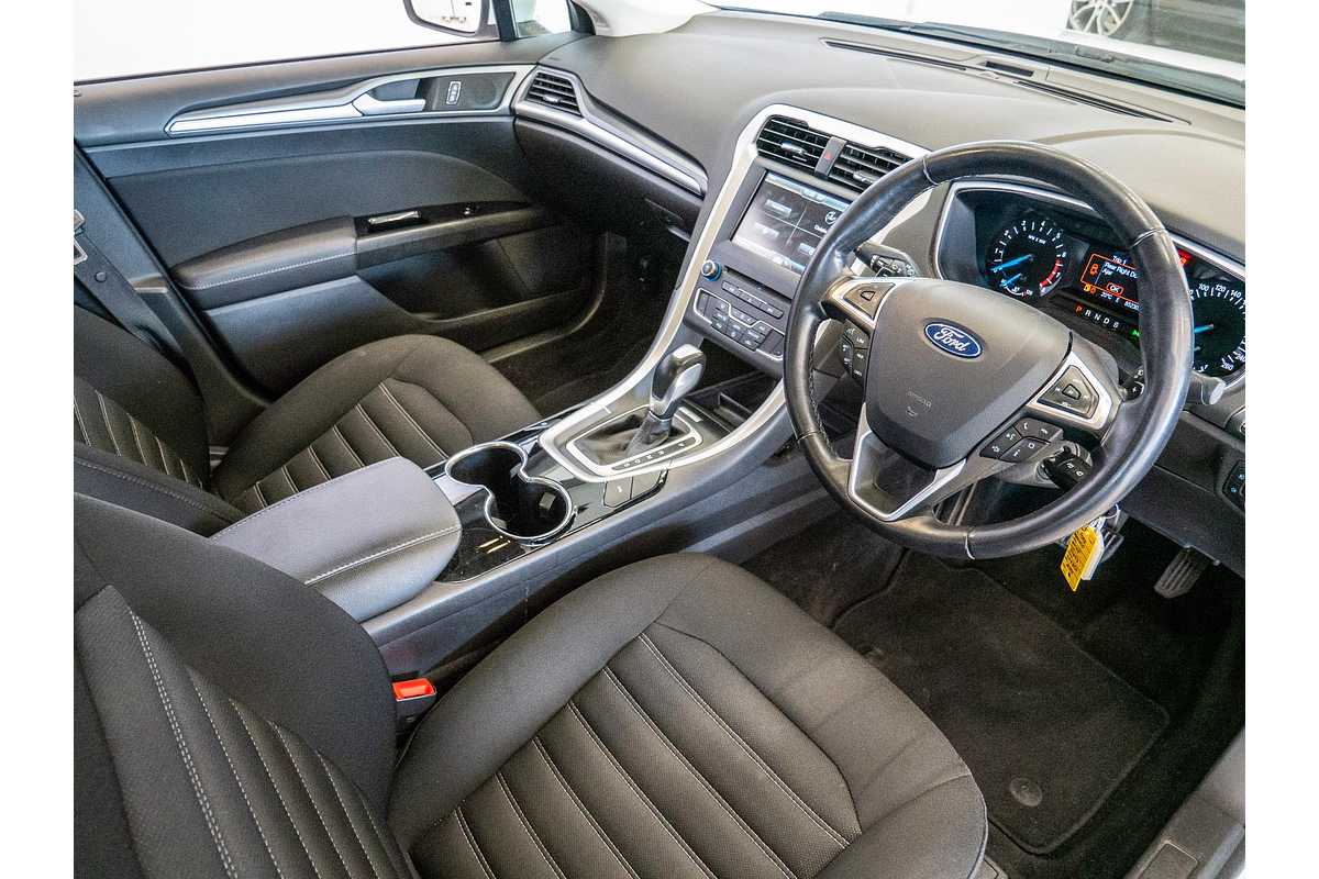 2015 Ford Mondeo Ambiente MD