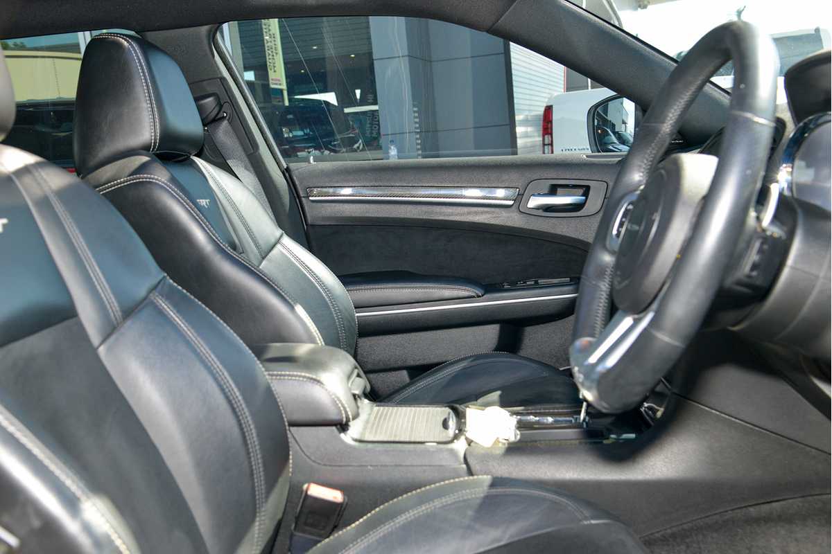 2012 Chrysler 300 SRT-8 LX