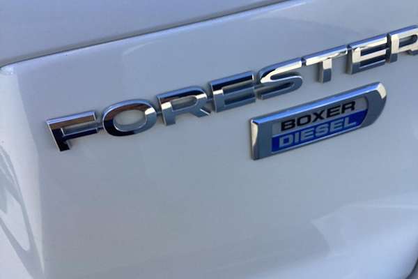 2015 Subaru Forester 2.0D-L S4
