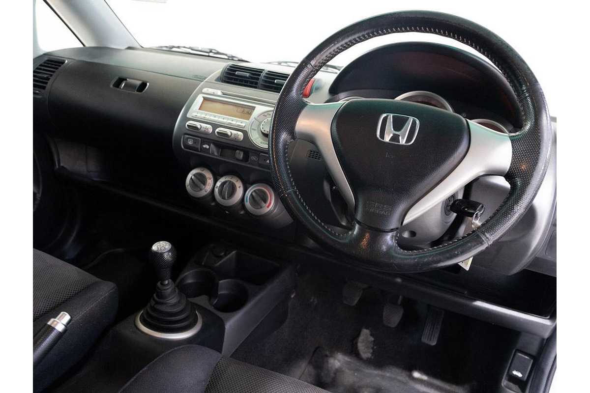 2005 Honda Jazz GLi GD