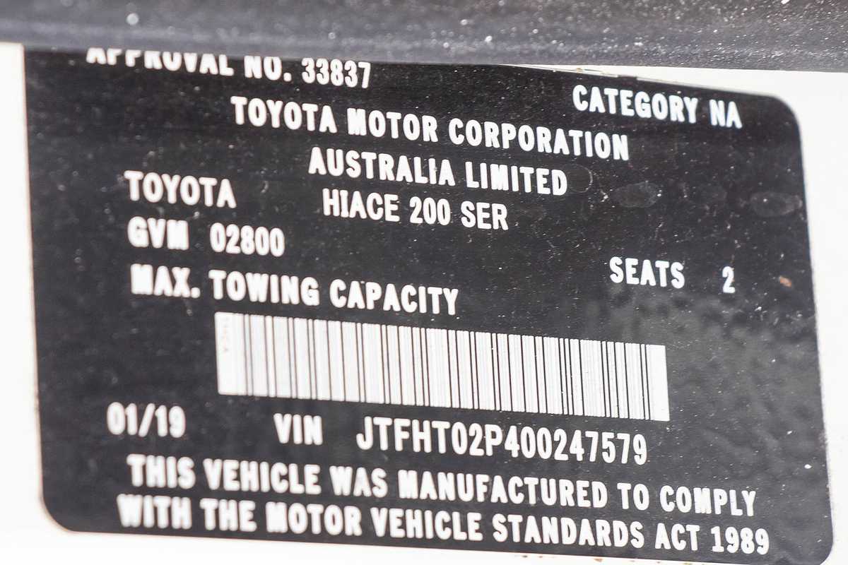 2018 Toyota HiAce LWB KDH201R