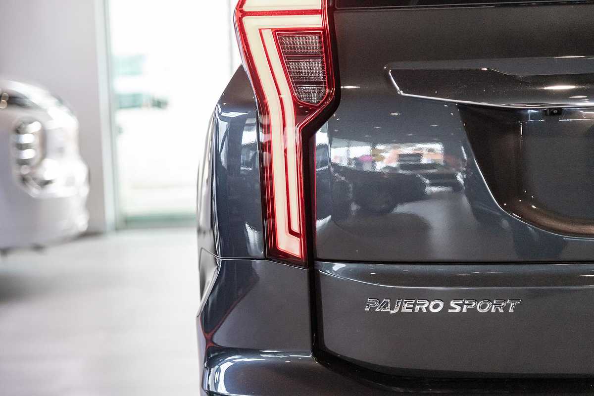 2023 Mitsubishi Pajero Sport GLX QF