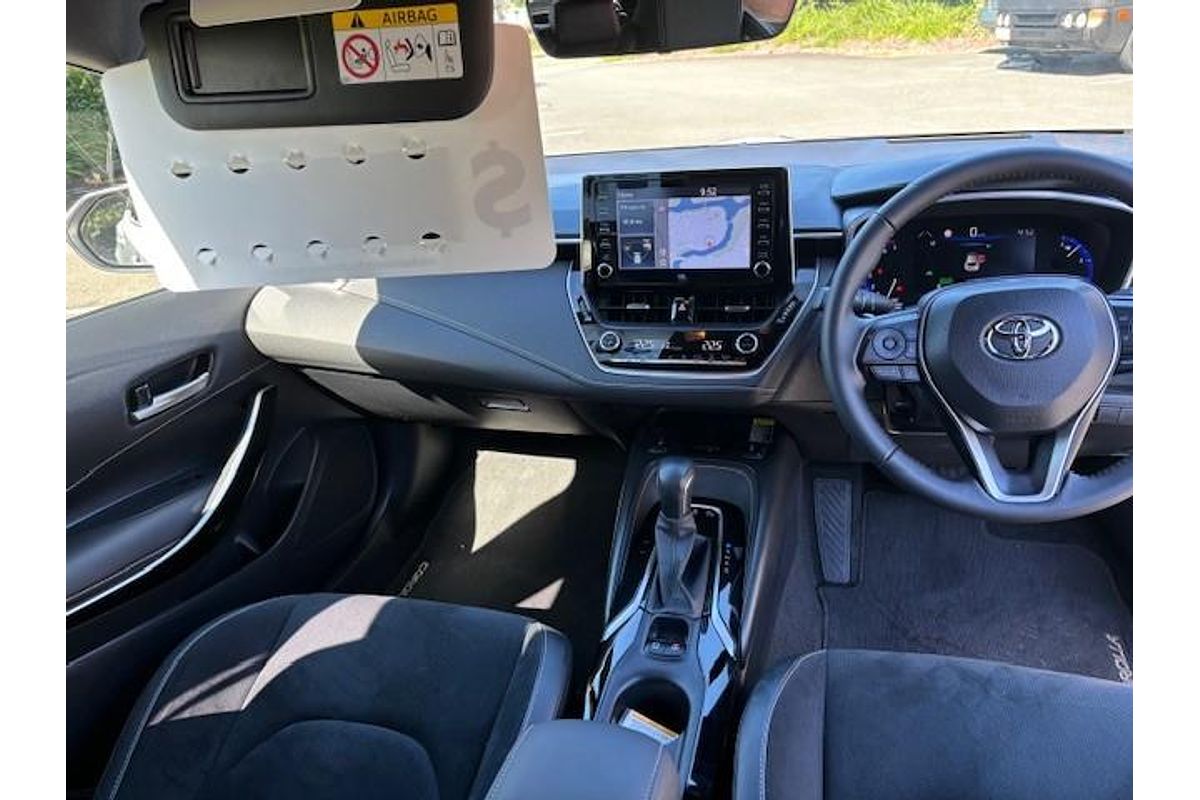 2019 Toyota Corolla ZR Hybrid ZWE211R