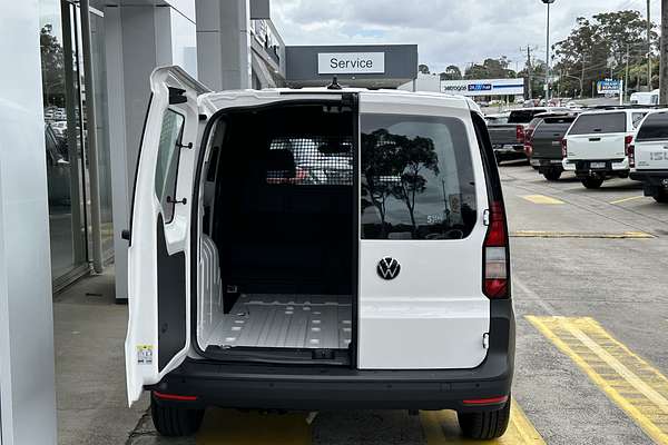 2024 Volkswagen Caddy TDI320 5