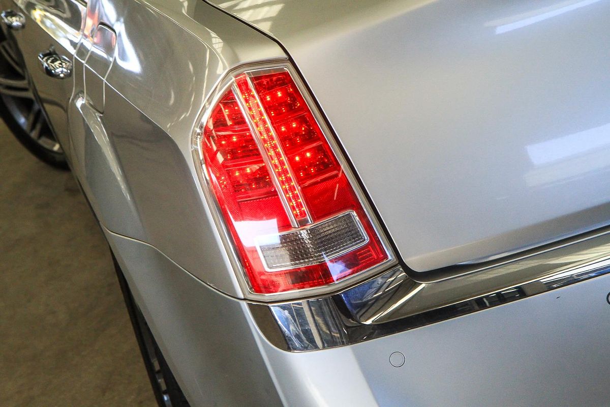 2013 Chrysler 300 C Luxury LX