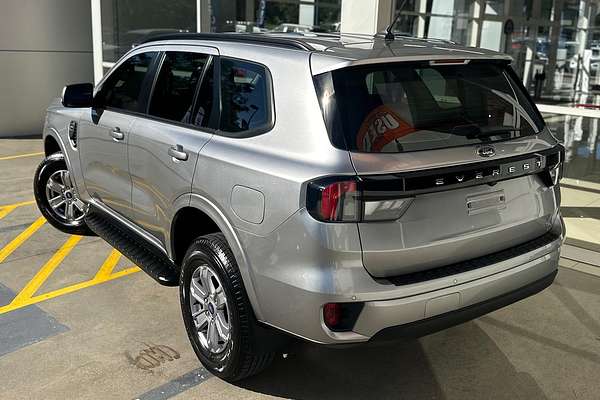 2022 Ford Everest Ambiente